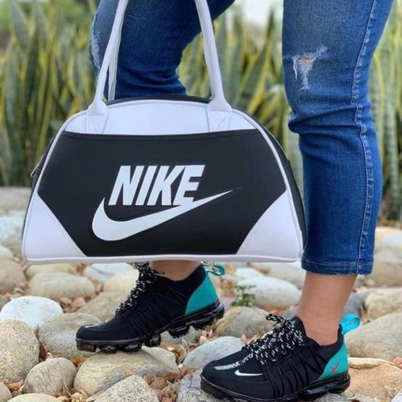 Shoe and bag sets - Picture 5 of 8